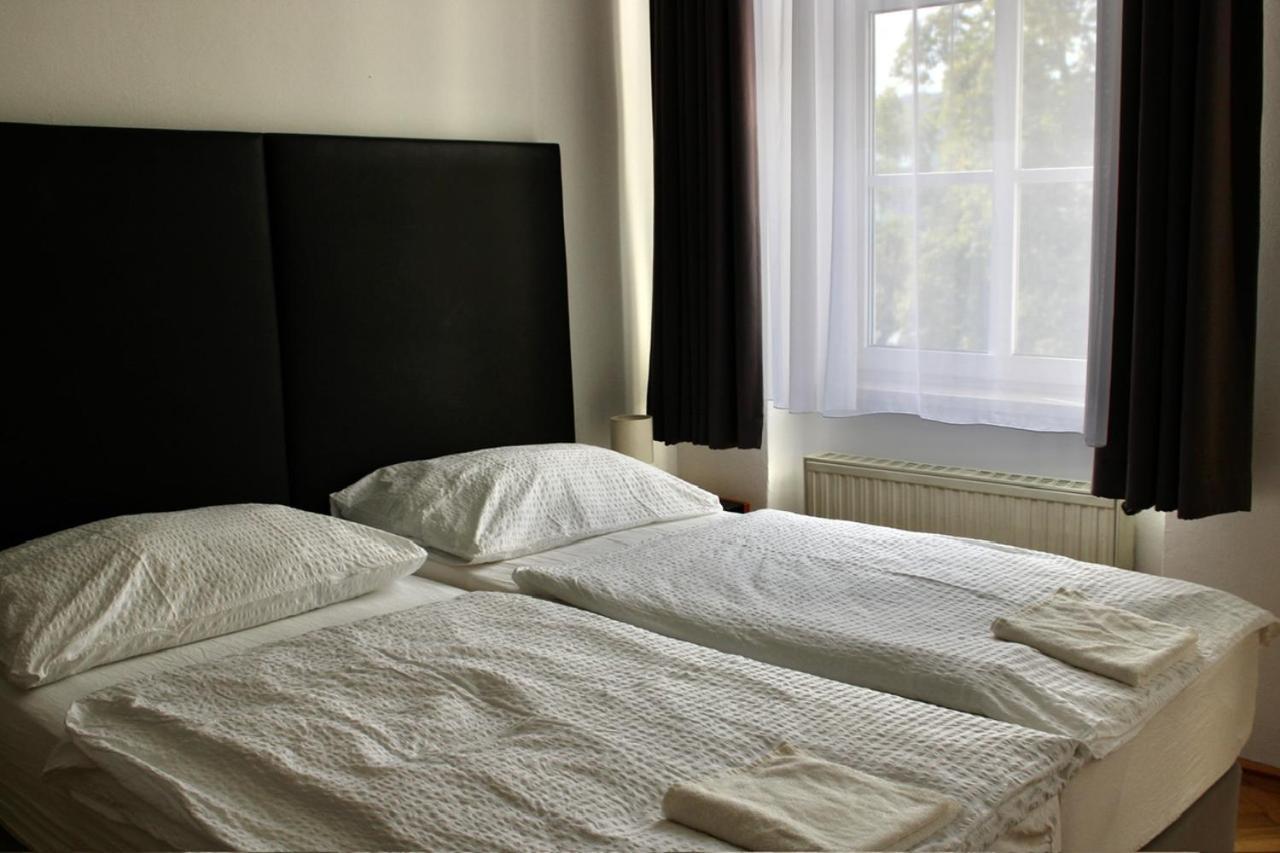 Linz City Appartements 24H Check-In Bagian luar foto